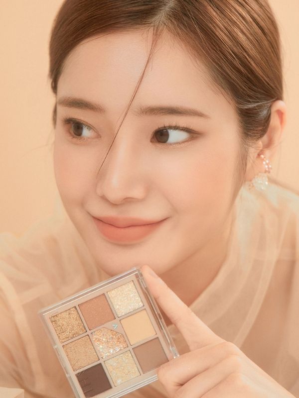 UNLEASHIA Glitterpedia Eye Palette - #2 - All of Brown