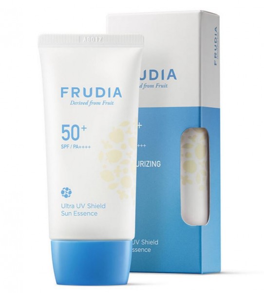 Ein Sonnenschutz der Marke Frudia mit SPF 50+